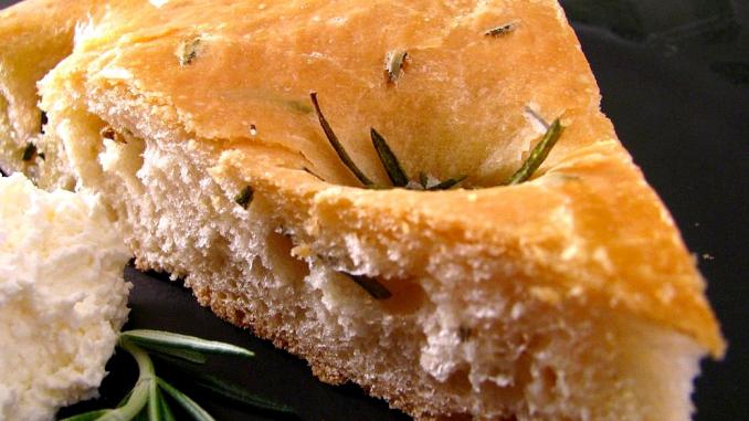 Focaccia con masa de cebolla Focaccia con masa de cebolla