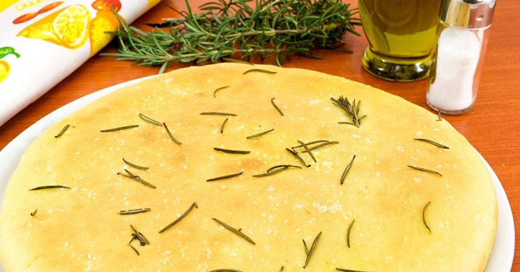 Focaccia con masa de cebolla