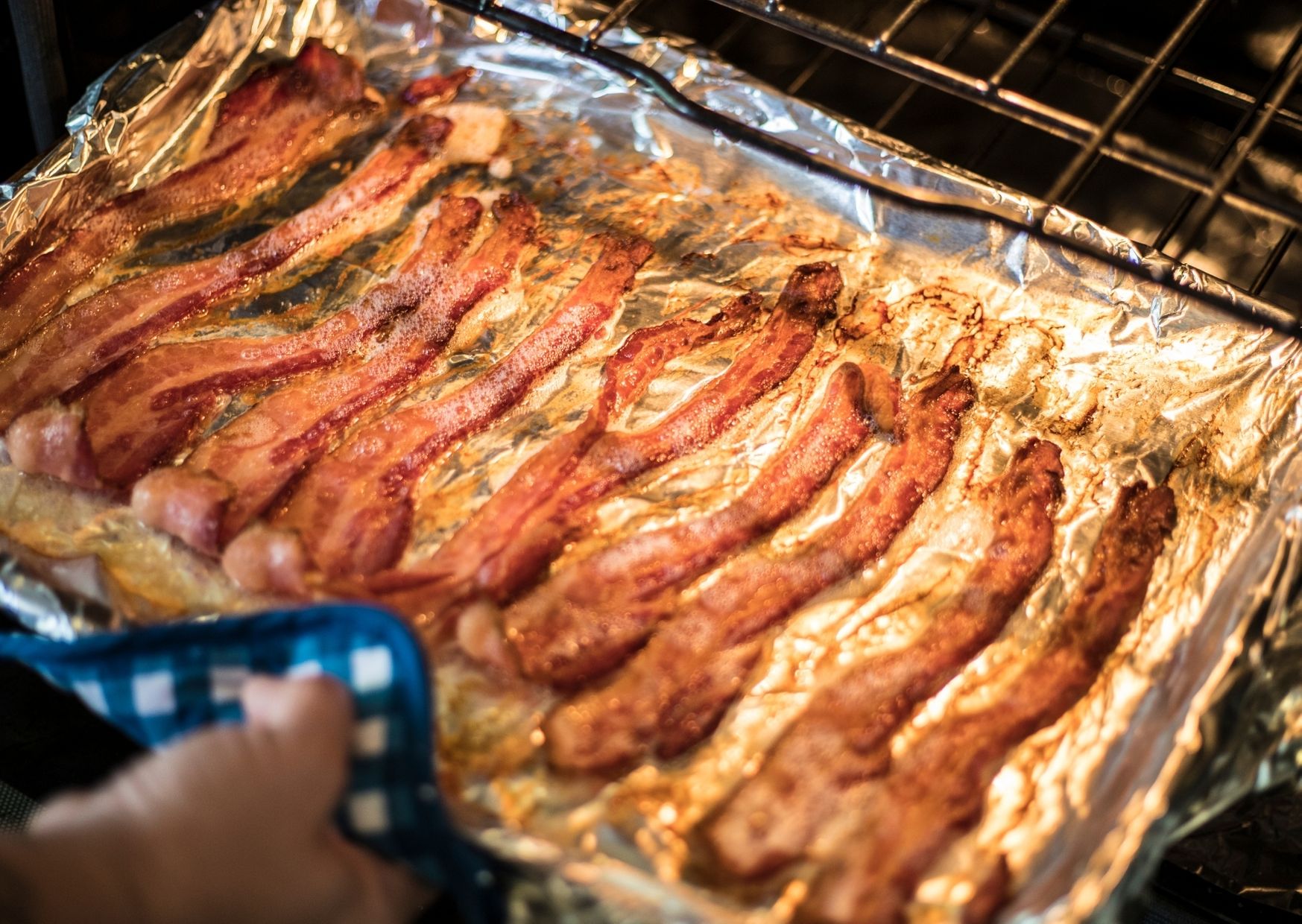 Fainá novedosa con cubierta de carne y panceta